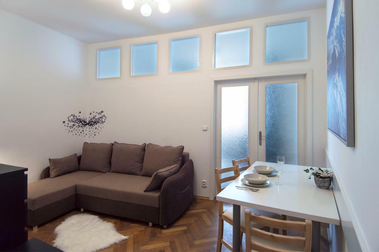 Modern Apartment Navratilova II Прага Экстерьер фото