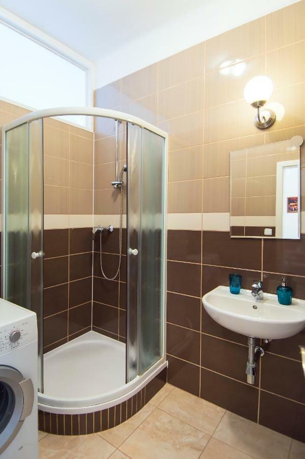 Modern Apartment Navratilova II Прага Экстерьер фото